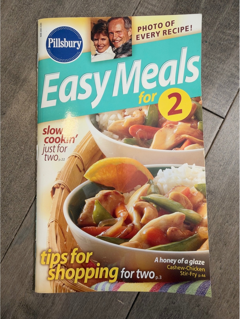 Pillsbury Easy Meals for 2 Cookbook with Slow Cooker Recipes and Shopping Tips
